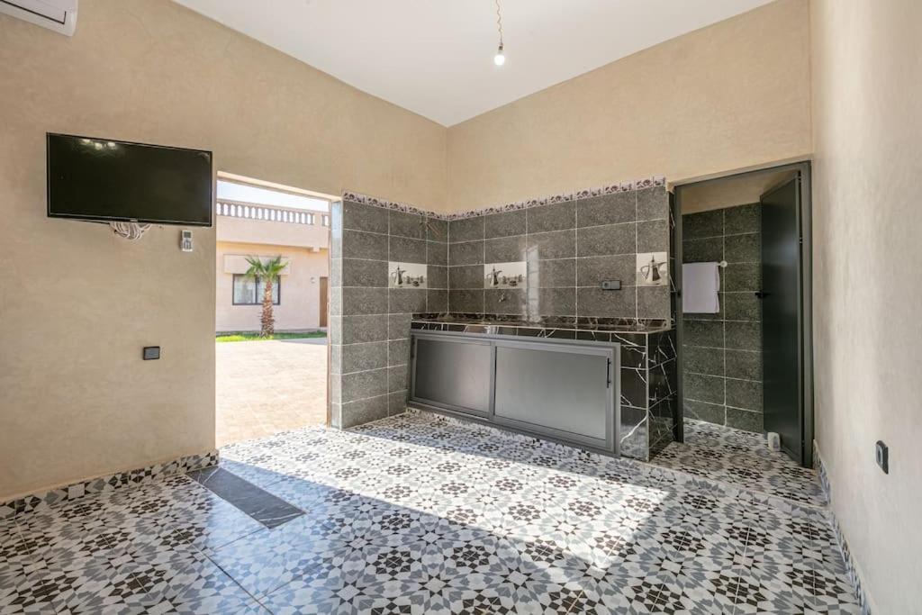 Villa Leila,Piscine , Grand Jardin, Jeux , Cuisiniere Marakéš Exteriér fotografie